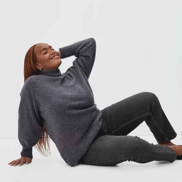 Everlane The Curvy 90s Cheeky Straight Jeans | size 28 ankle - Picture 3 of 9